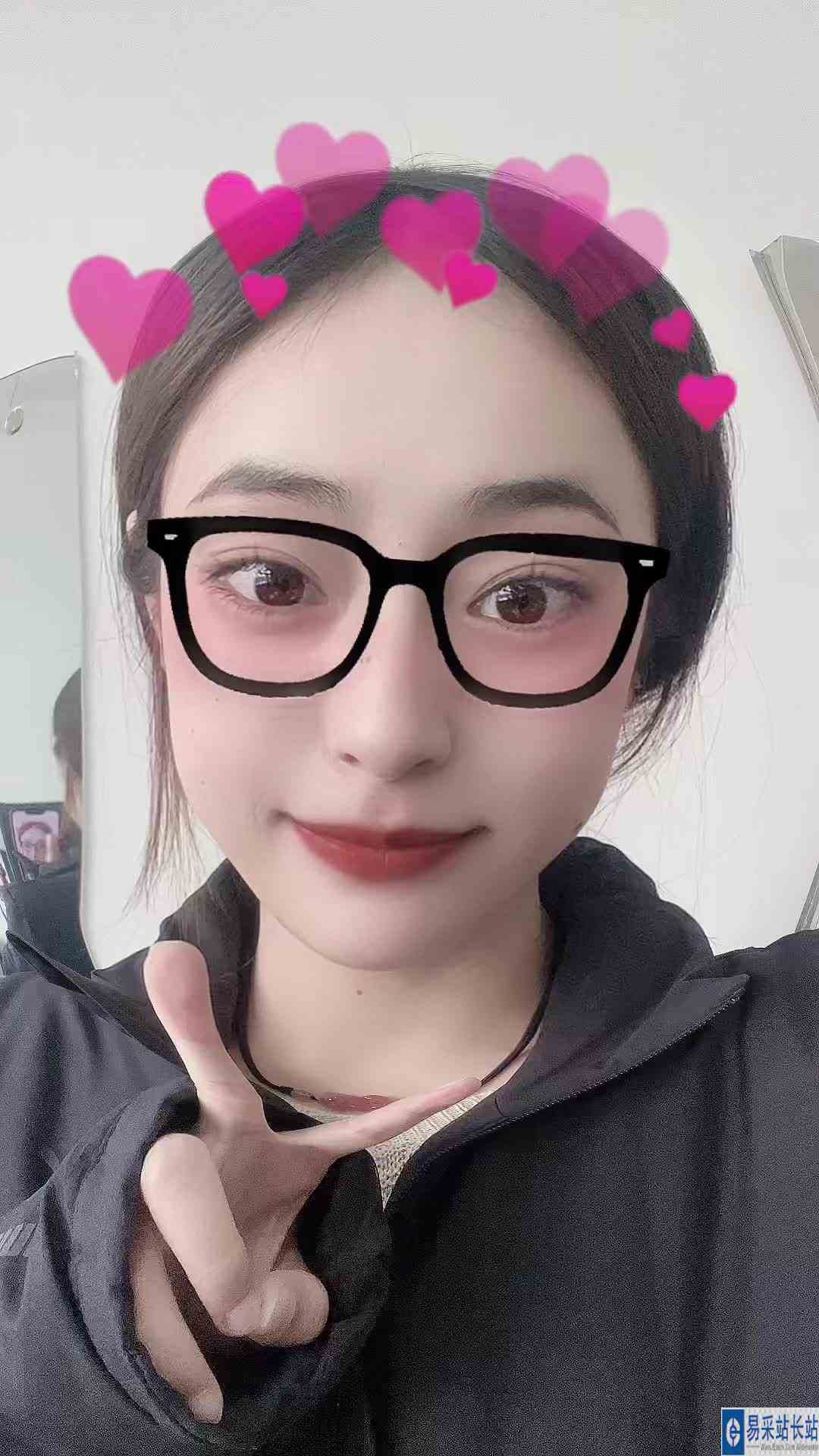 今天打麻将怒赢一百块哈哈