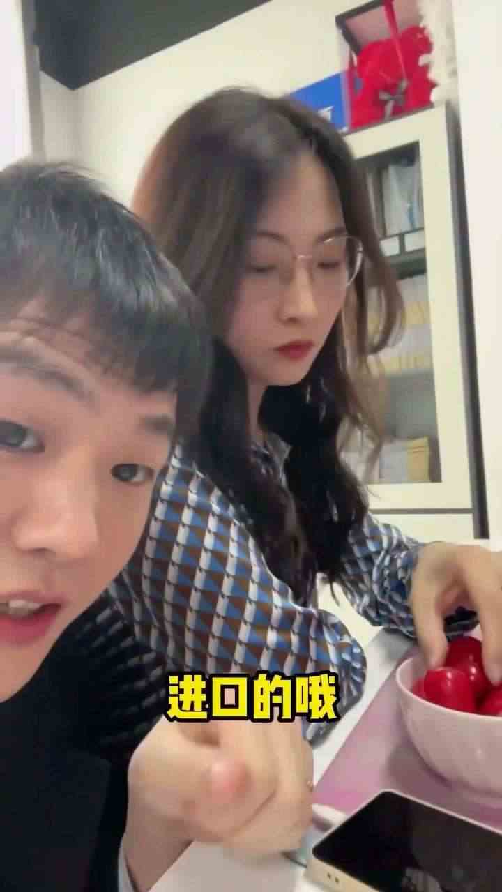 再发一次，我是开玩笑的，不是真的进口