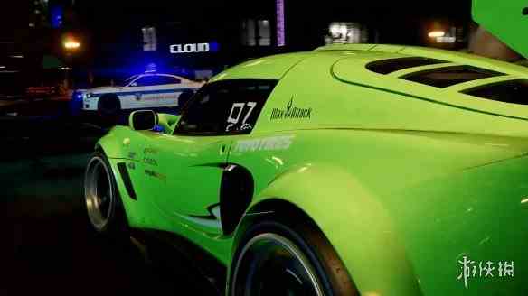 《极品飞车：不羁》新实机！展示与警车疯狂追逐画面