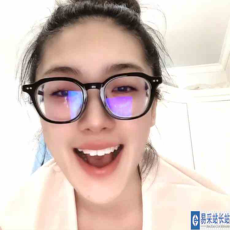 真的很喜欢经常出现在我评论区的人，不管我发的是什么，总会来捧场，让我感觉我们是一直在一块的好朋友。 