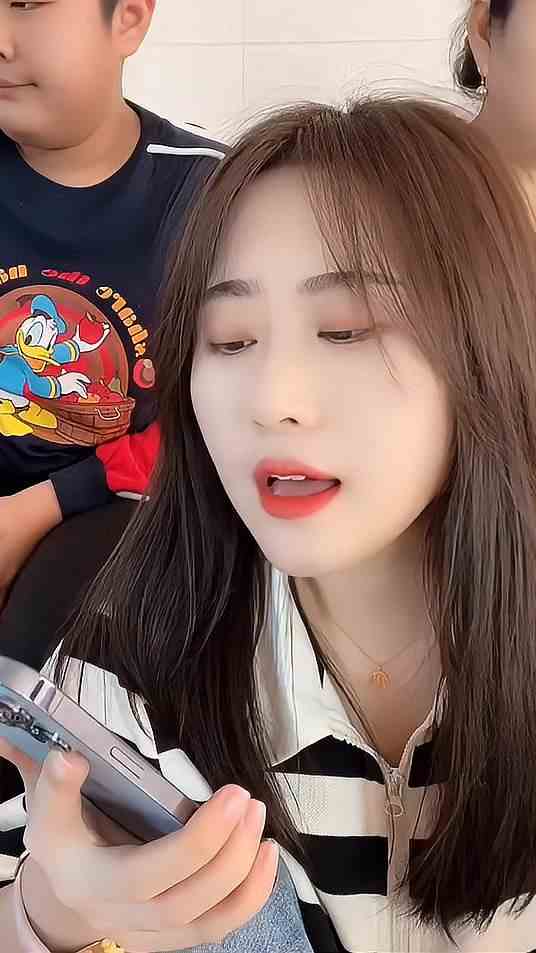 后边两位是我的忠实铁粉