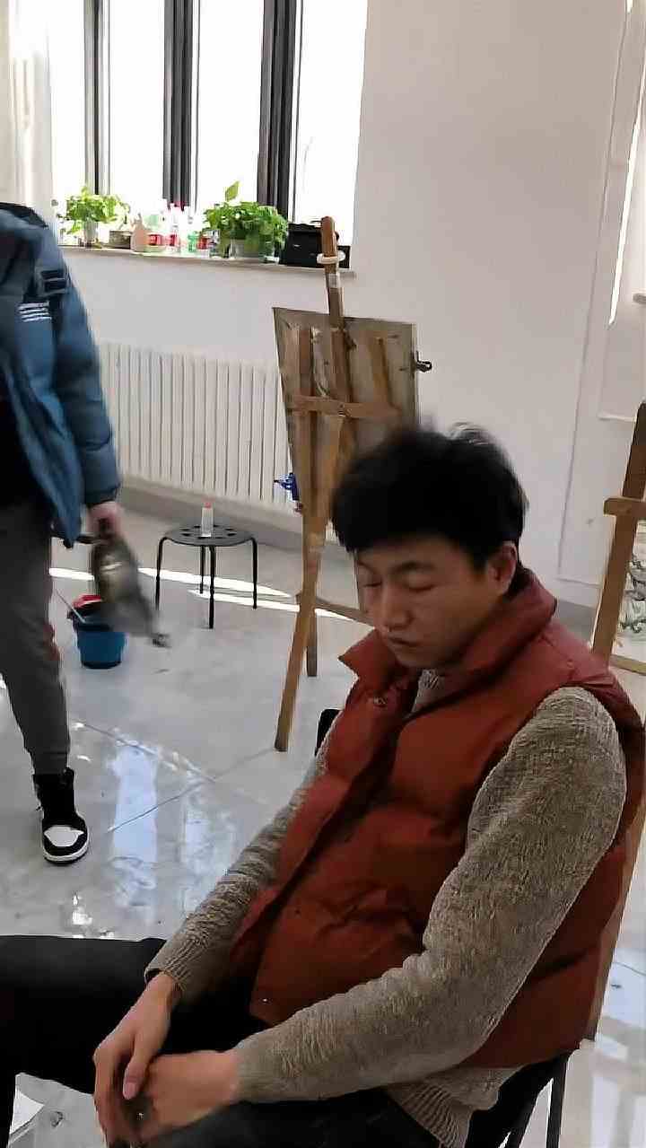 谁说一个巴掌拍不响的