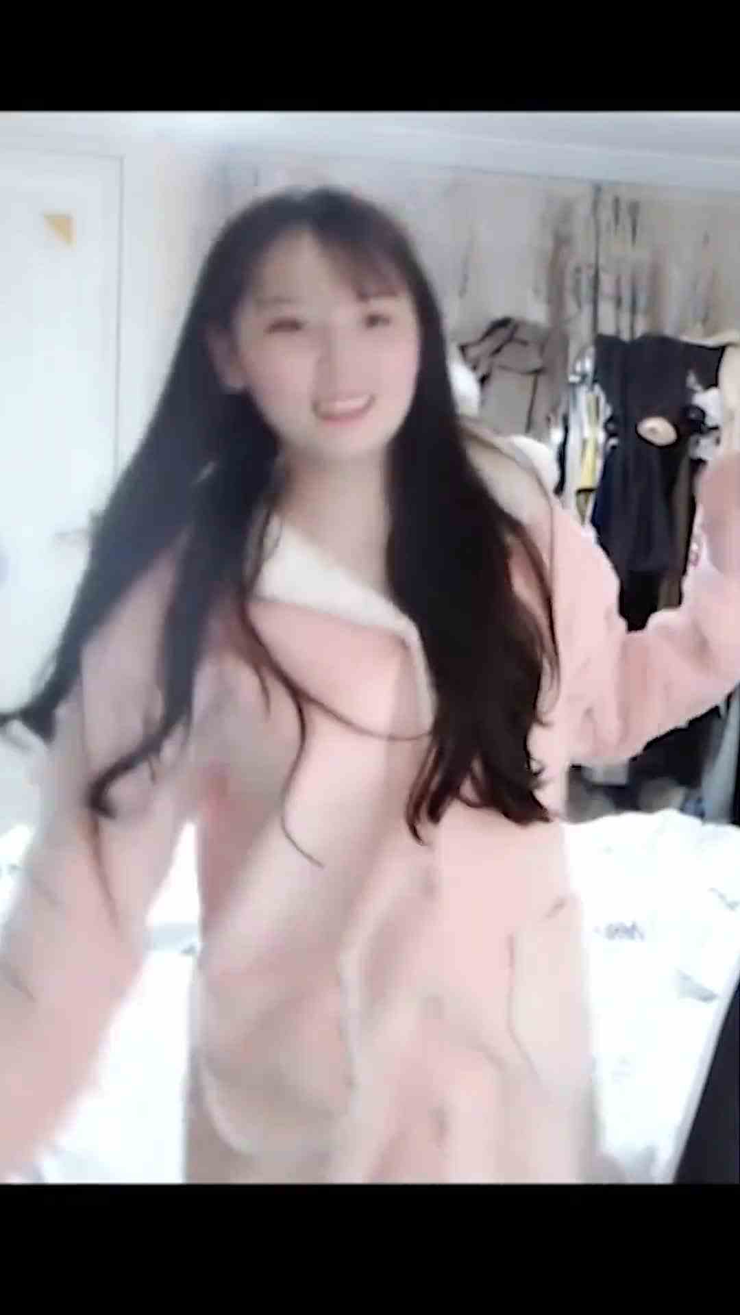 LOL酥酥：动动手动动脚，给大家扭个腰吧！