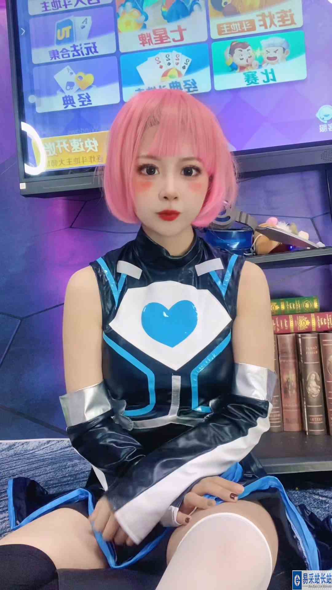 我叫安琪拉平时我很听话
