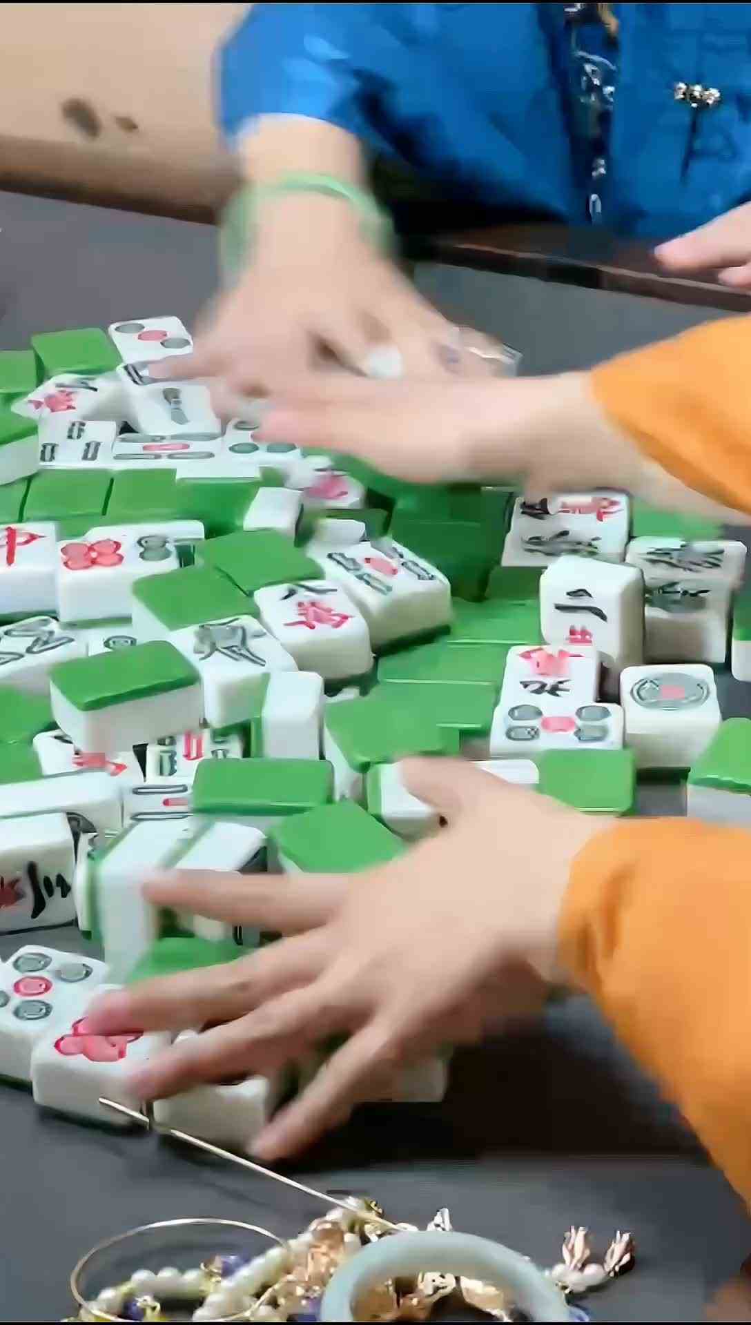 #日常生活记录 来看看大明贵妇的麻将局吧~