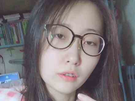 #张二狗的日常敷衍 我记得我高一刚玩lol辅助的时候 就喜欢玩琴女 女坦和星妈来着