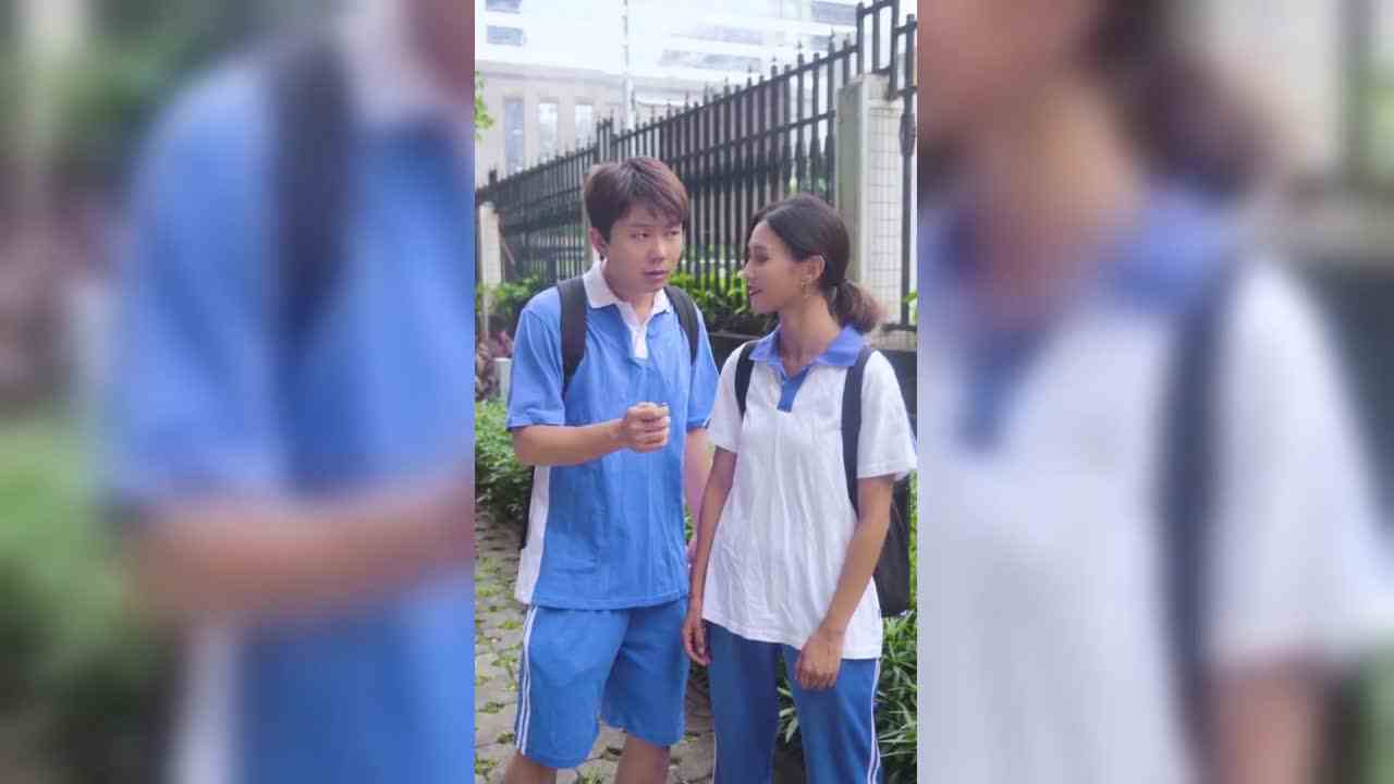 吃鸡还是上课～抛硬币吧。