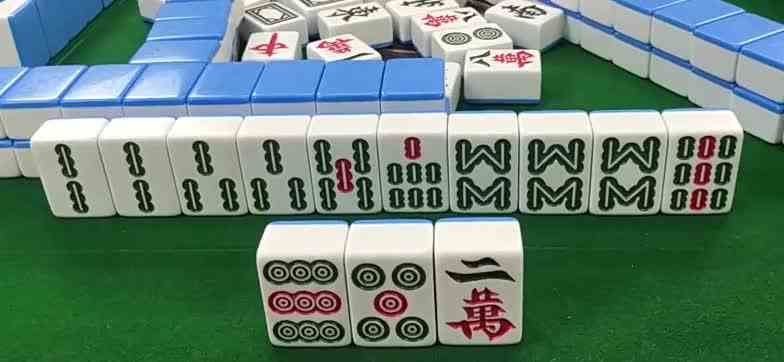 看似打出哪一张都无关紧要牌型千万要当心，别让胡牌越走越远！