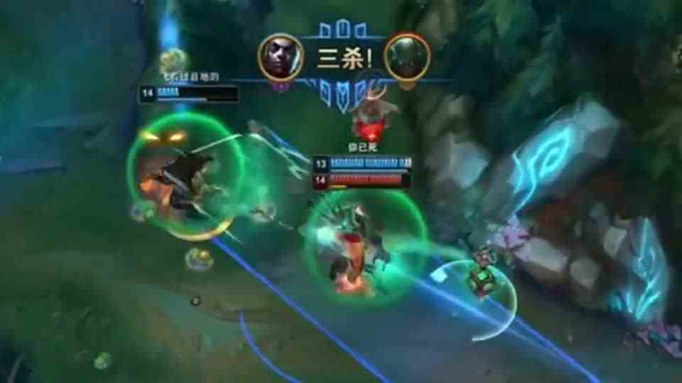 这个锤石太秀了，感觉栓条狗也能辅助拿双杀