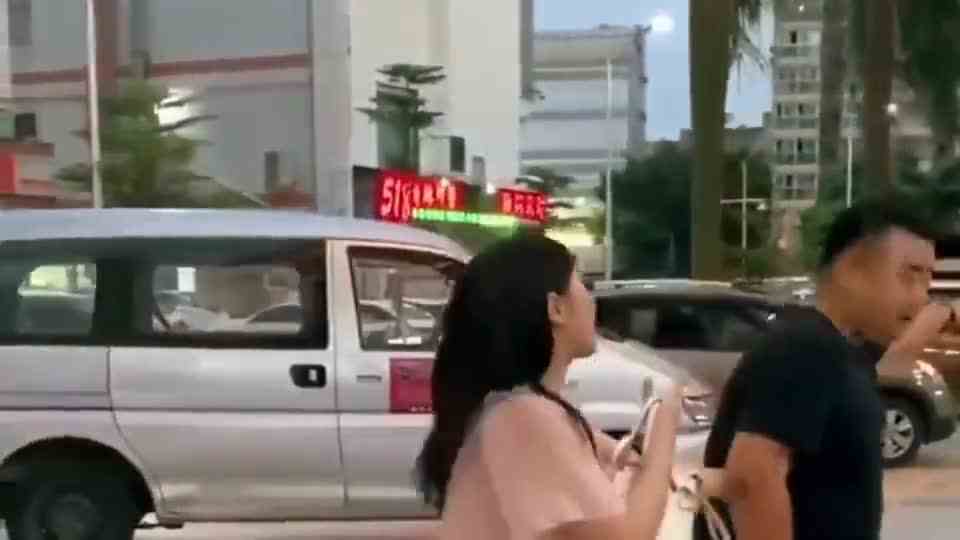 你知道这一个巴掌对想打麻将的男人，造成多大的伤害吗，有八张嘴也解释不清