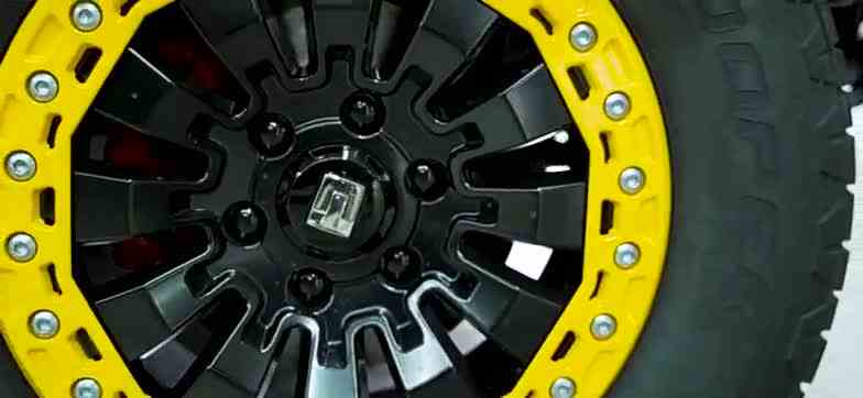 自带绞盘涉水喉\-悬挂，坦克边境限定版是不是你的菜