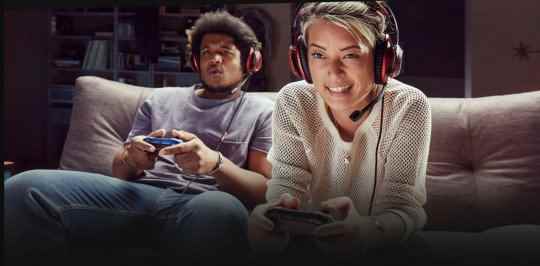 微软：Xbox月活用户达到创纪录的1.2亿