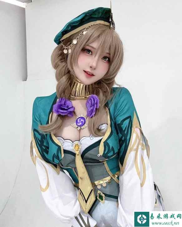 甜美可爱身材火辣！岛国美女Coser小姐姐しょこら赏