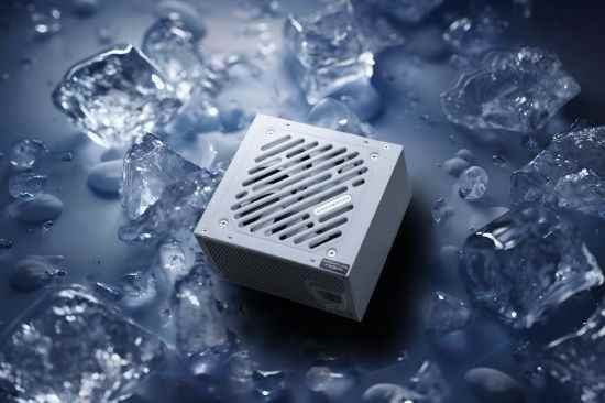 豪华堆料!大功率党狂喜!耕升 星极破冰1000W电源评测