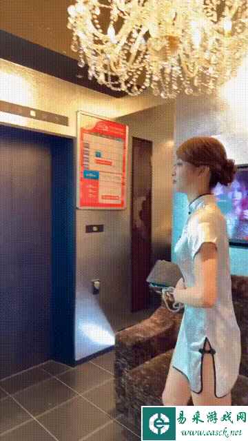 啥工作才需要穿这种衣服 动图 这发型连猴子都没眼看