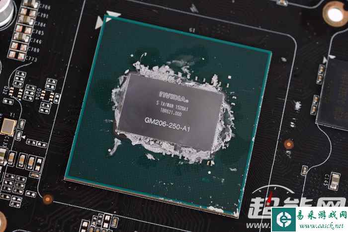 并不是950 SE 新卡是无6pin供电版GTX 950