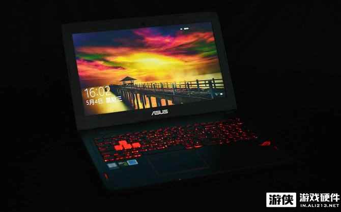 轻便强悍性能兼顾 华硕STRIX S5游戏本10999元