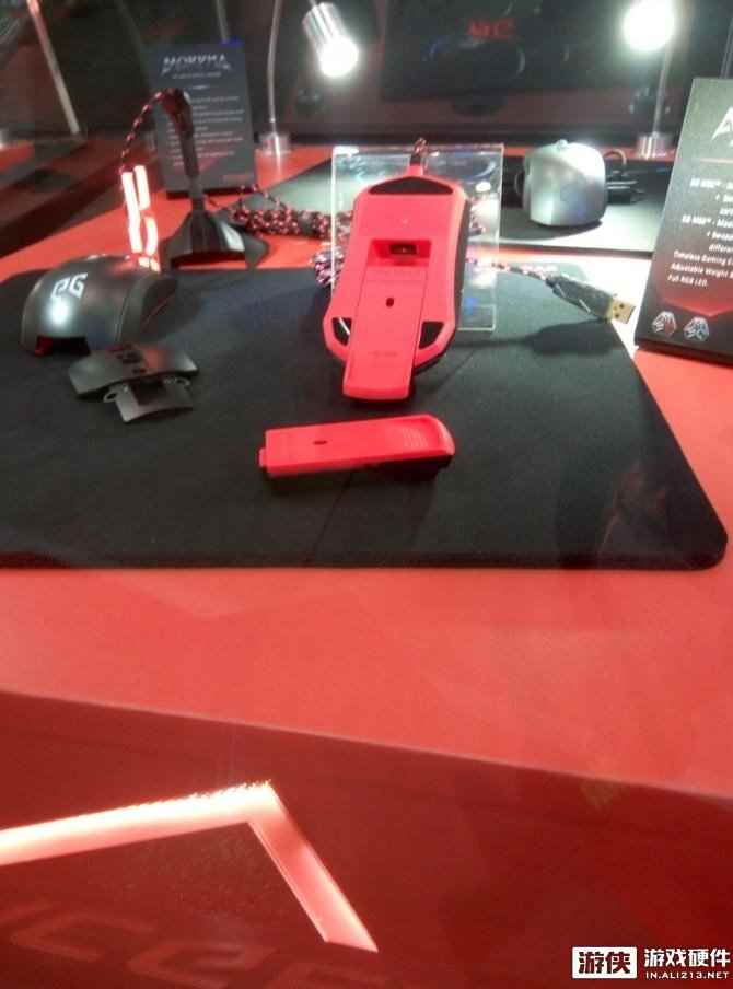 鼠标客制化还能这样玩！RK最新模块化鼠标谍照流出