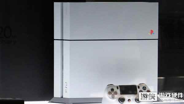 新版PS4售价将略高 新旧版本内容兼容性保持一致