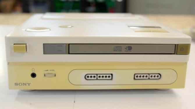 索尼任天堂曾经也合体 他们居然出过联名游戏主机？