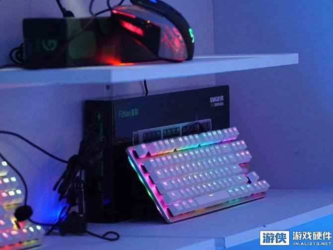 外设美女大观园 Chinajoy那些外设展台上的美眉