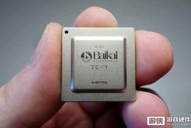 战斗民族自研CPU Baikal-T1真身亮相!但是性能……