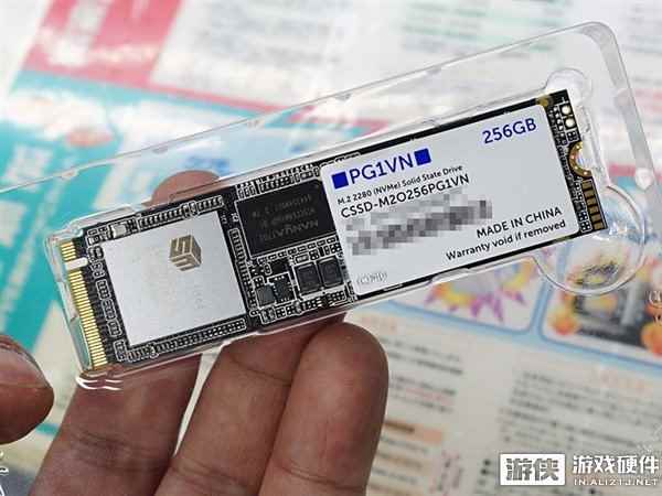世界最快固态硬盘之一CFD M2OPG1VN开卖!2500MB/s