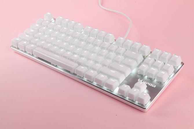 《王者荣耀》新玩法 雷柏V500S冰晶版背光机械键盘体验