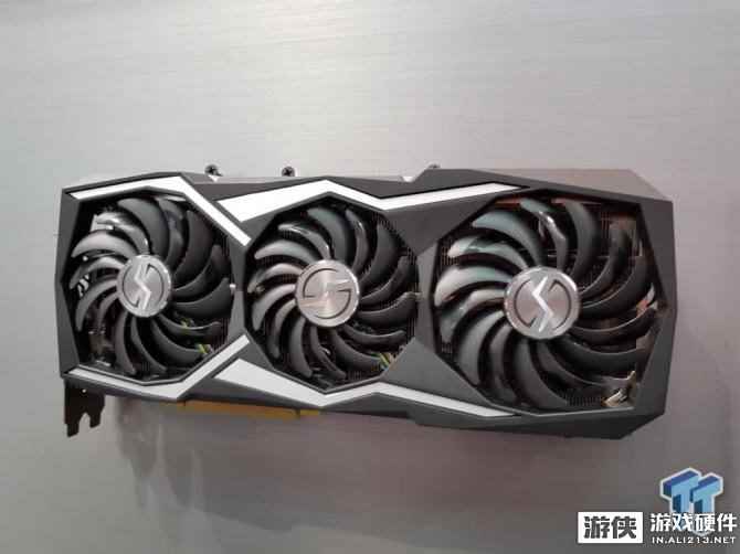 台北电脑展：微星GTX 1080Ti LIGHTNING Z正式亮相