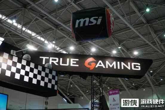 台北电脑展：除了高端硬件还有啥？微星周边秀得飞起