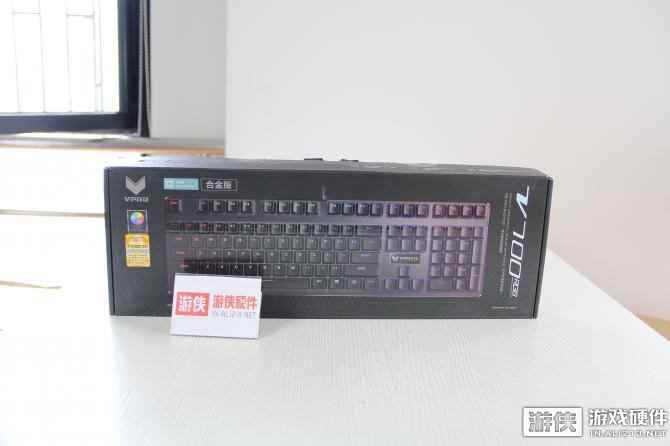 雷柏V700RGB合金版素颜开箱！299元就能玩灯还有谁？