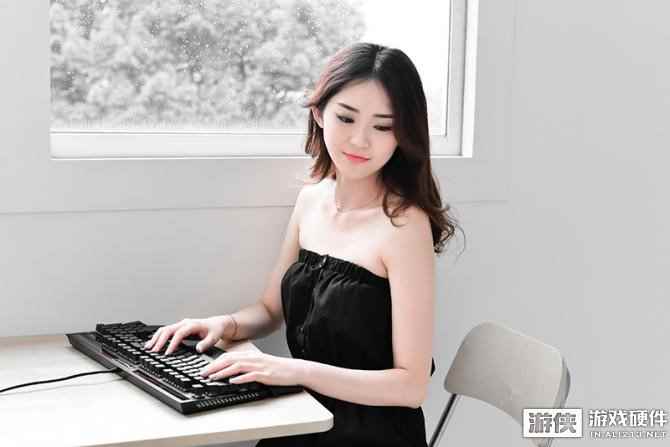 回不到的过去！钛仑神盾与小温碧霞的邂逅