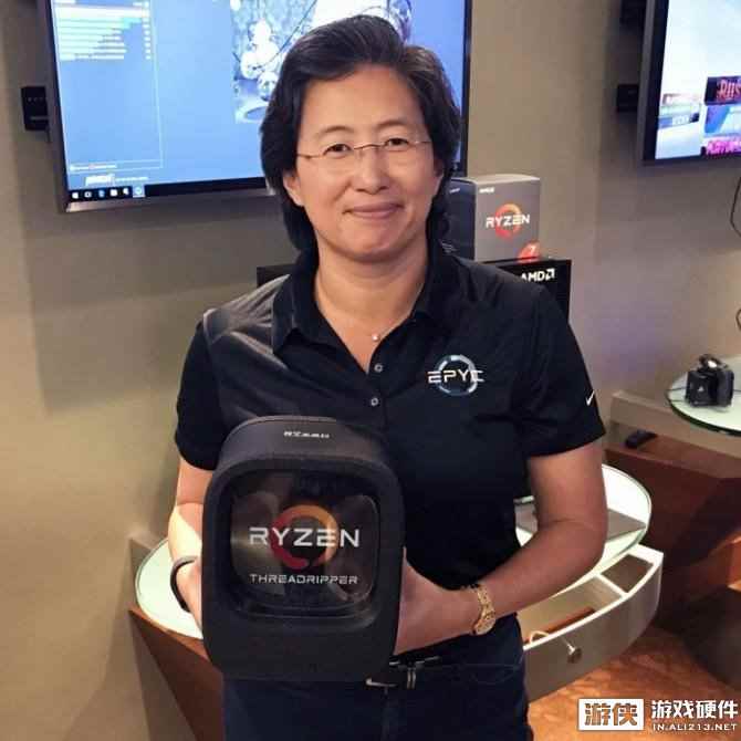 像台老电视机！AMD CEO亲自曝光16核心Ryzen包装盒