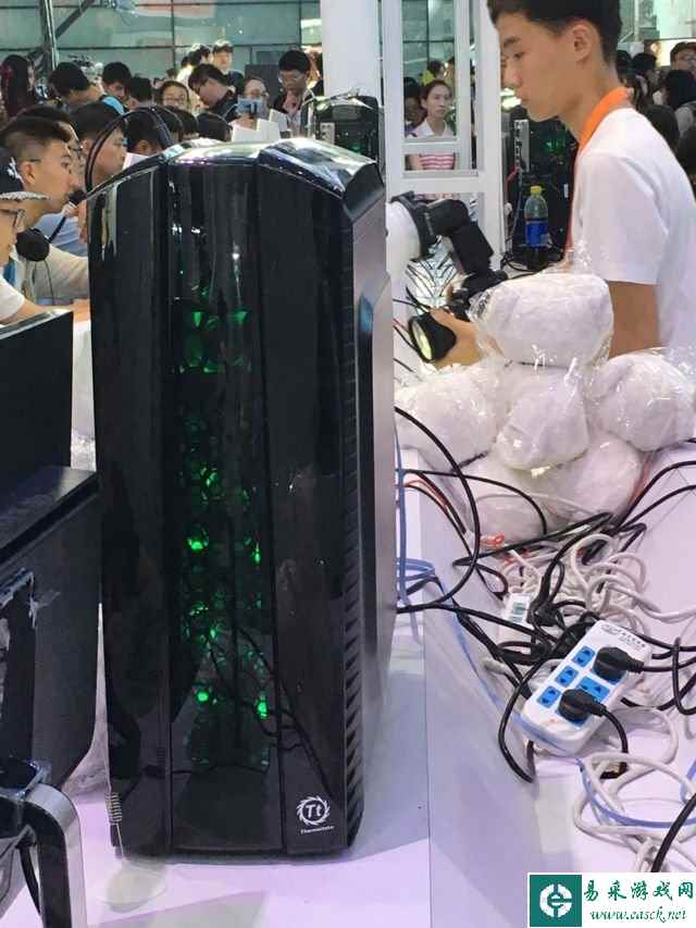 CJ2017：TT现场展出《超级马里奥》主题MOD机箱！