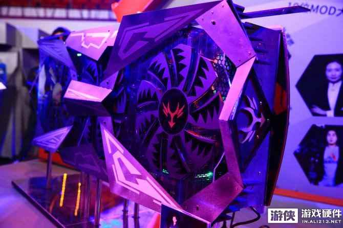 高端电竞装备全场标配!CGU现场七彩虹&NVIDIA展区都有什么？