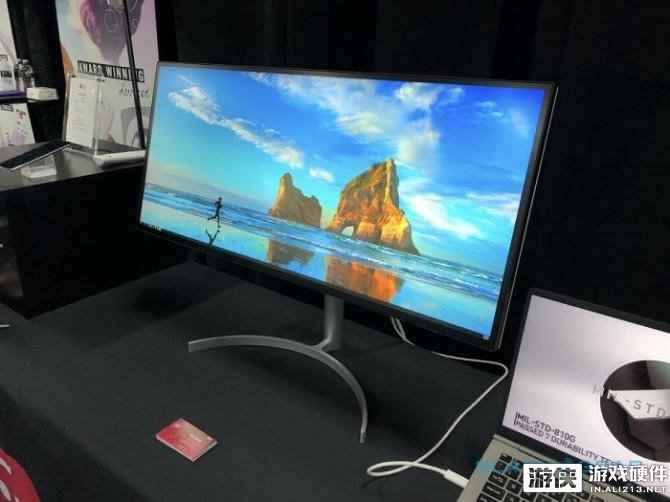 CES 2018:一条硬直的带鱼!LG展示34英寸5K显示器新品