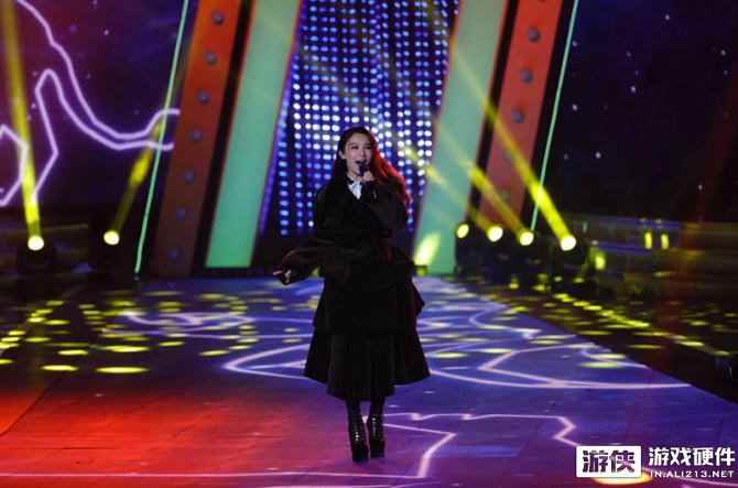 田馥甄Hebe亮相龙珠直播 明星大咖邂逅主播上演狂欢盛典