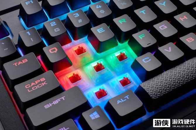 可满足各种需求 美商海盗船K68 RGB防水游戏机械键盘