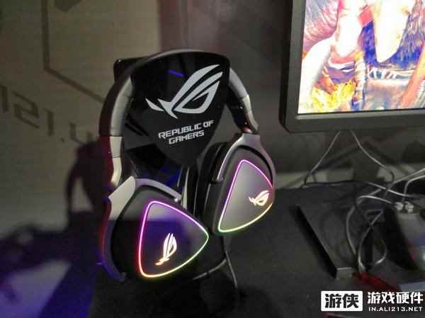 台北电脑展2018：华硕发布ROG Delta游戏耳机！