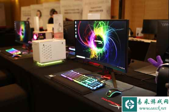 布丁键帽加成！HyperX Alloy FPS RGB阿洛伊RGB游戏机械键盘