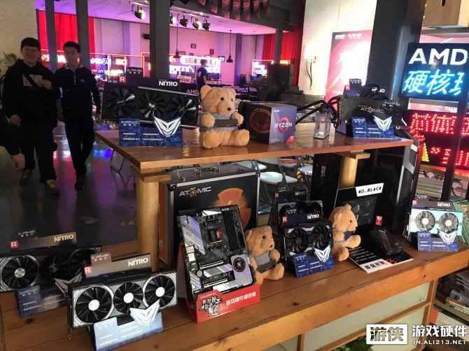 AMD粉丝线下体验会 CVN X570主板现场装机比赛