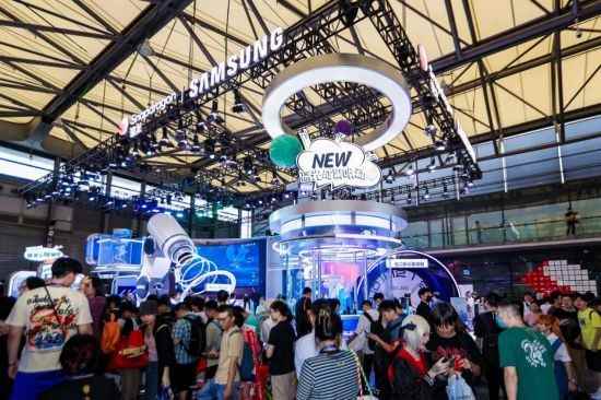 沉浸互动唤醒会玩基因 三星多款电视参展2023 ChinaJoy
