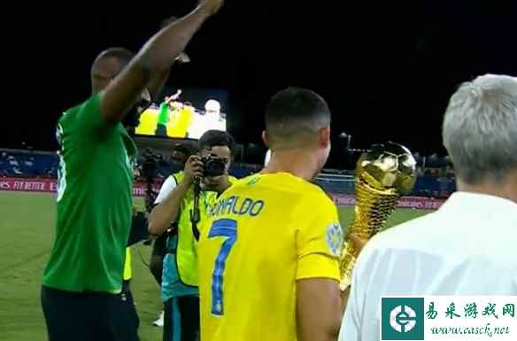 C罗利雅得胜利首冠 38岁“小将”生涯第35冠达成！