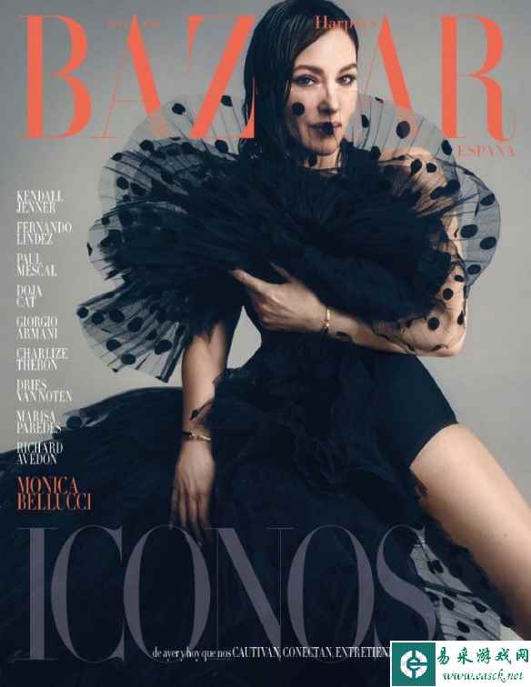 "地球球花"莫妮卡贝鲁奇新杂志写真 纤腰长腿太迷人