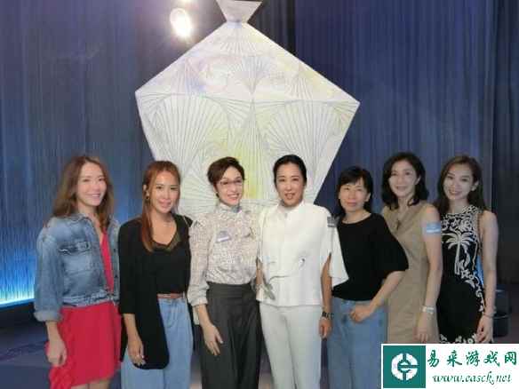 刘德华首度跨界办艺术展 陈法蓉、梁安琪等现身支持！