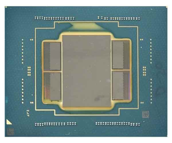 Intel开发RISC架构处理器:8核心528线程