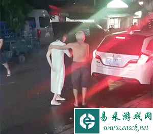 这大爷老裆益壮啊 动图 这一脚搁UFC里能进集锦