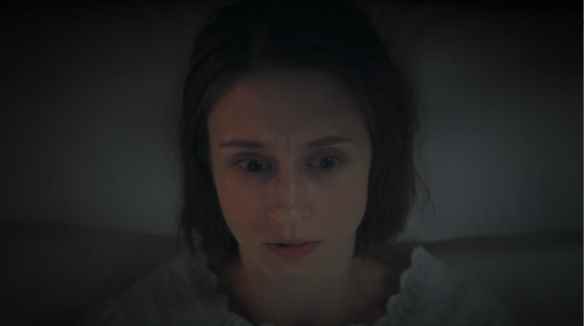 鬼就算了 怎么还有蟑螂！《修女2》新TV预告公开