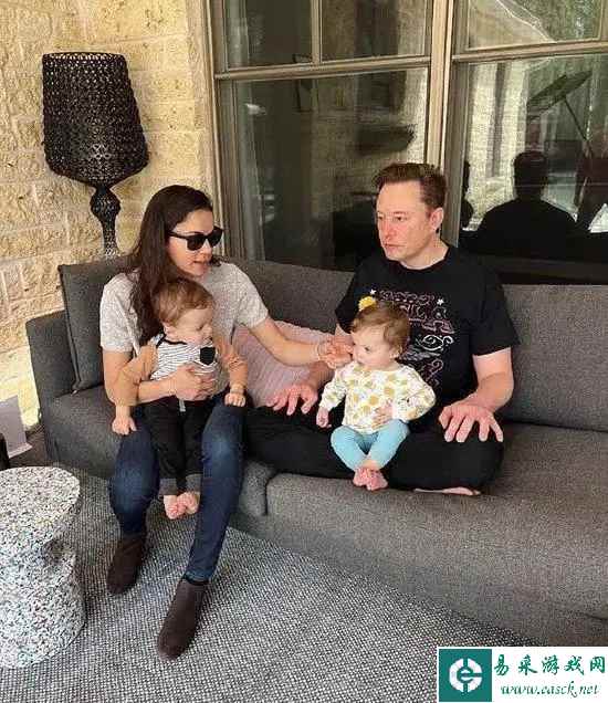 马斯克和女高管所生龙凤双胞胎首曝光 为体外受精！