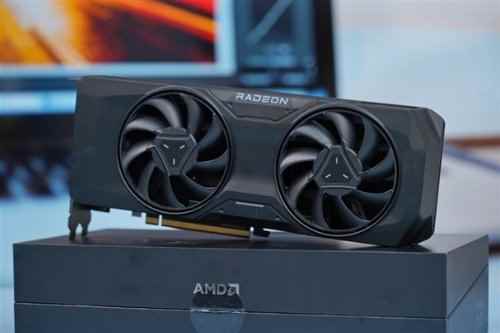 AMD新版显卡驱动发布：实现HYPR-RX、性能飙升50％